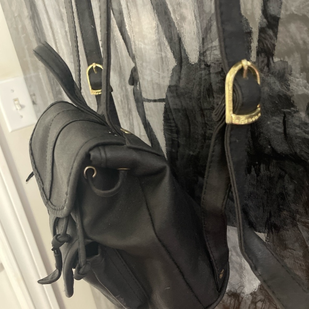 🖤 Vintage Pre-Loved Black Mini Backpack with Gold Accents 🖤
